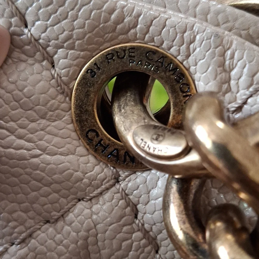 Chanel bag - Picture 6 of 12